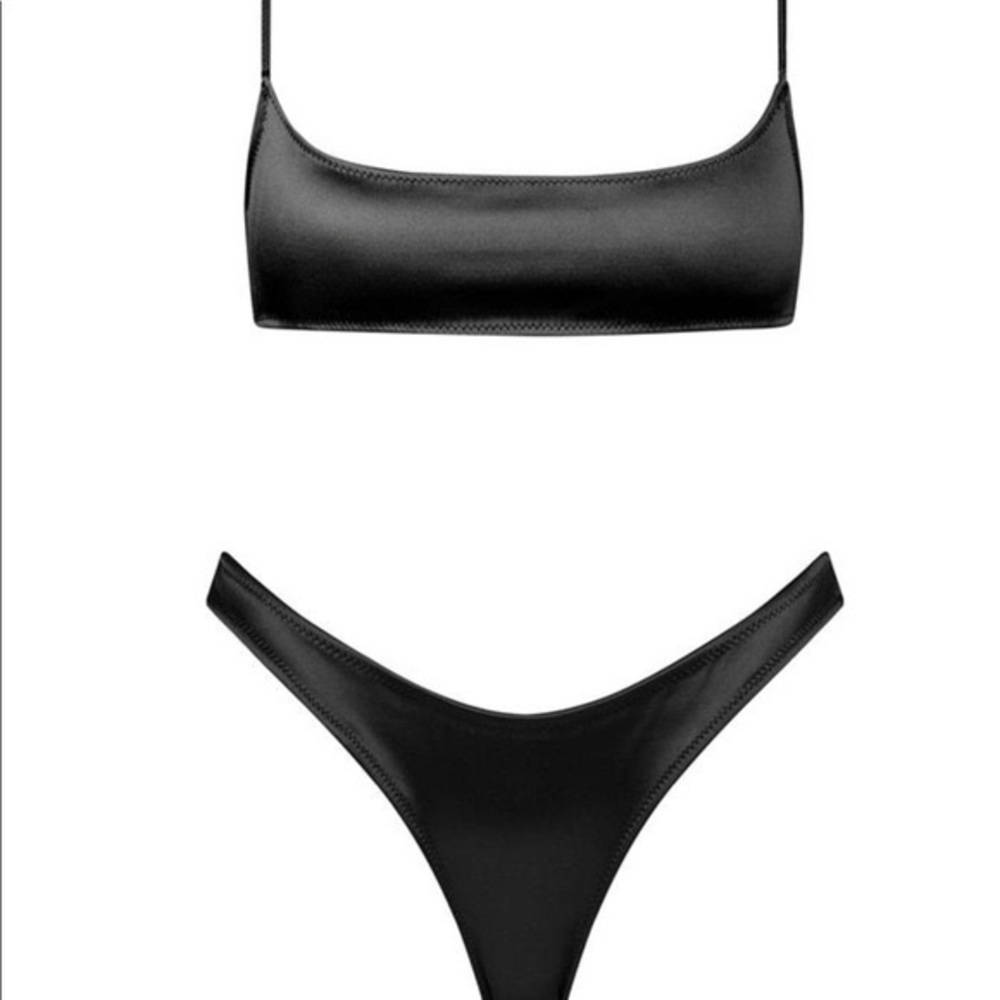 SOLD Triangl Galaxy Noir